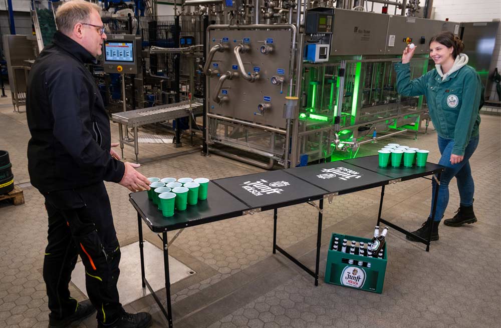 Zunft Kölsch Beer Pong Tisch 